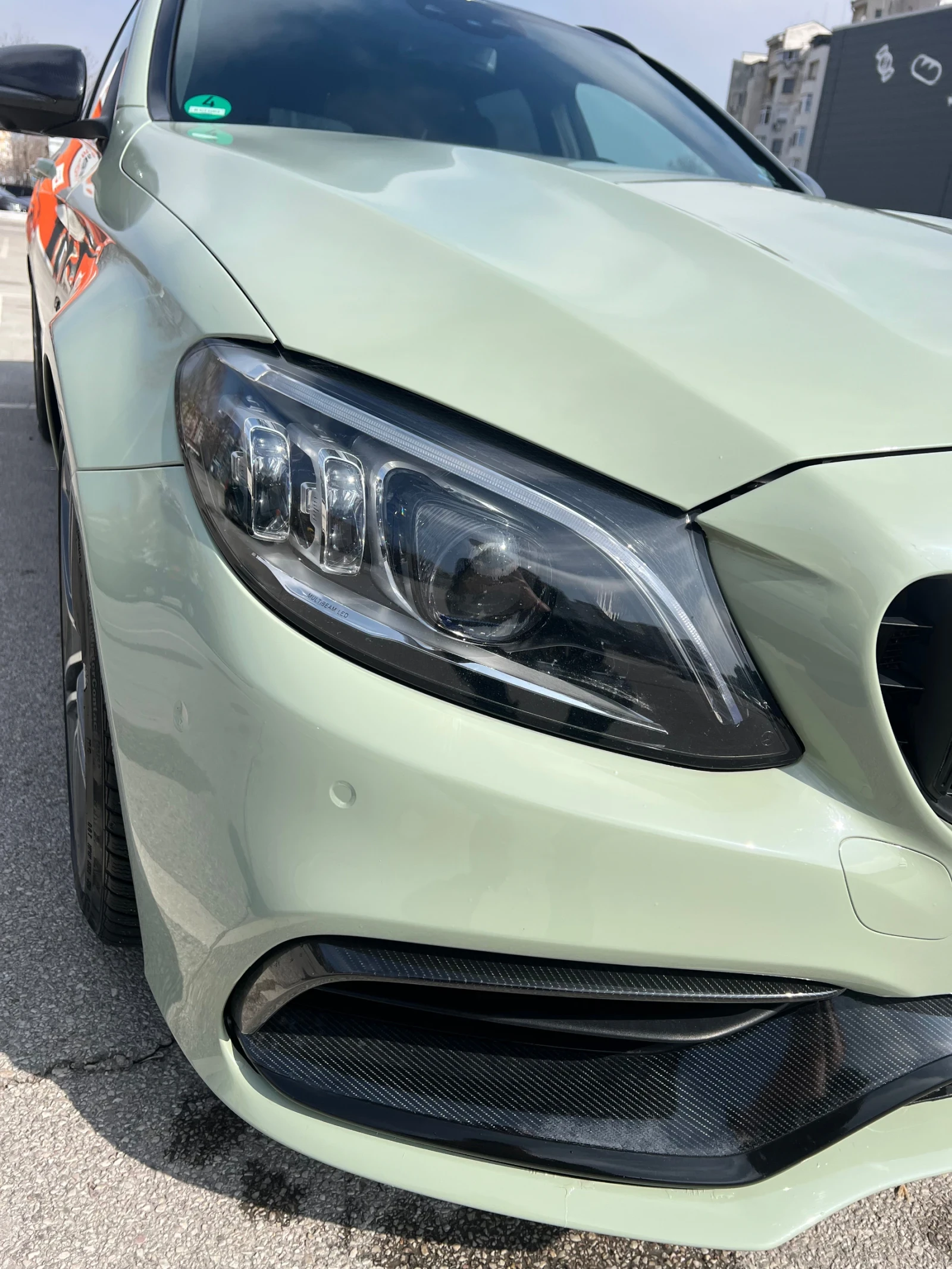 Mercedes-Benz C 63 AMG  - изображение 7