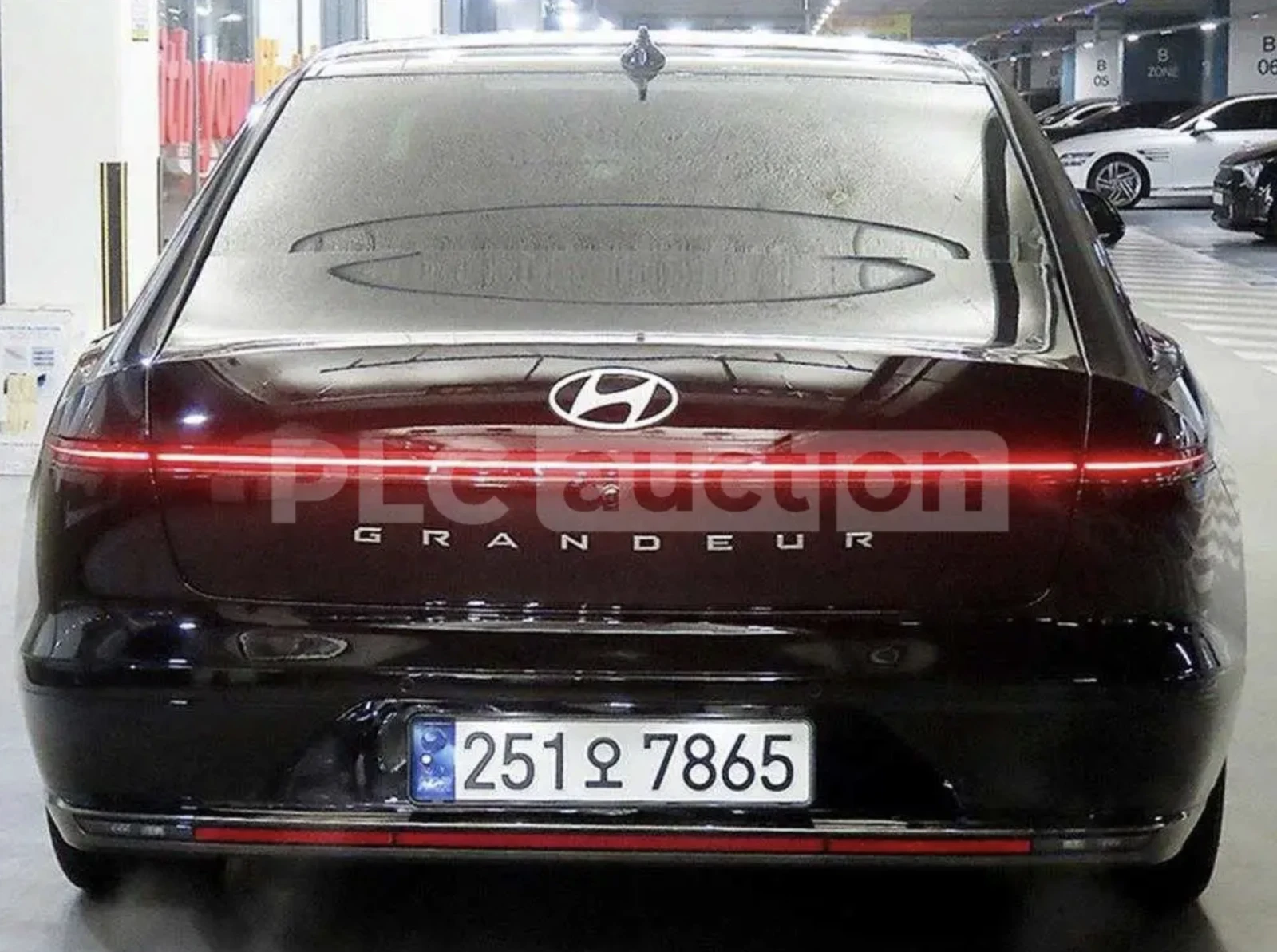 Hyundai Grandeur Caligraphy, снимка 4 - Автомобили и джипове - 53874026