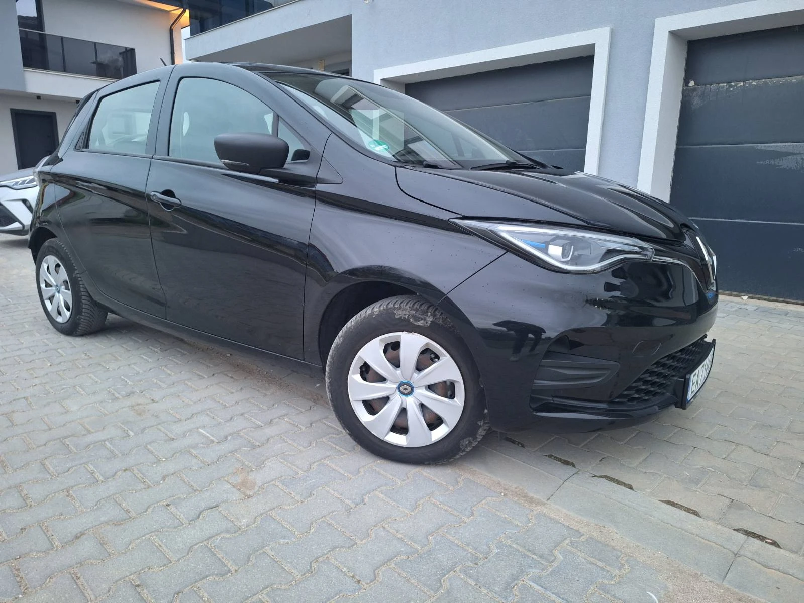 Renault Zoe 52 KW, снимка 6 - Автомобили и джипове - 53964017