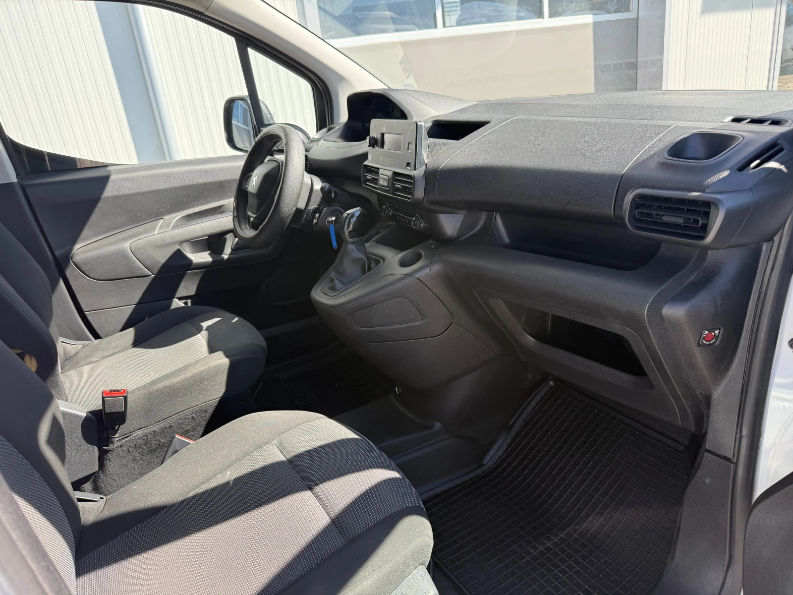 Peugeot Partner 1.5 Euro6D N1 (1+ ), снимка 14 - Автомобили и джипове - 54138986