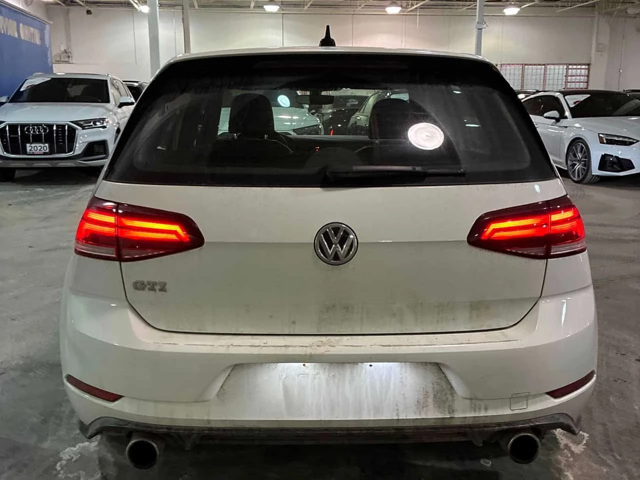 VW Golf * GTI* 5 door Manual* PANO* KEYLESS* �������*  | Mobile.bg � ����������� 4
