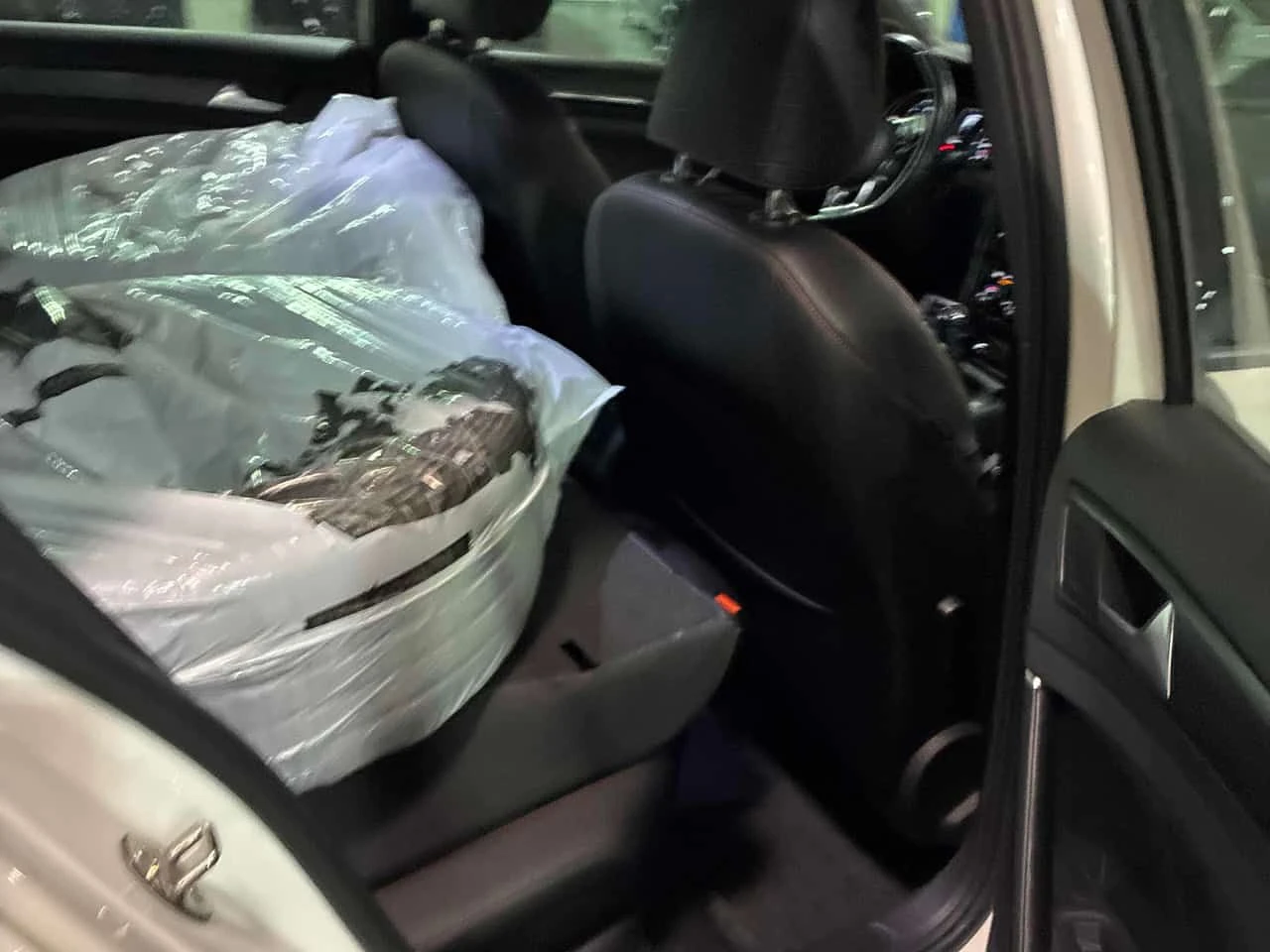 VW Golf * GTI* 5 door Manual* PANO* KEYLESS* �������*  | Mobile.bg � ����������� 15