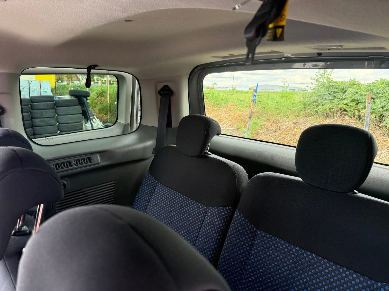 Nissan e-NV200 1.5D CH 7m 110ks 6sk NAVI, снимка 10 - Автомобили и джипове - 54550874