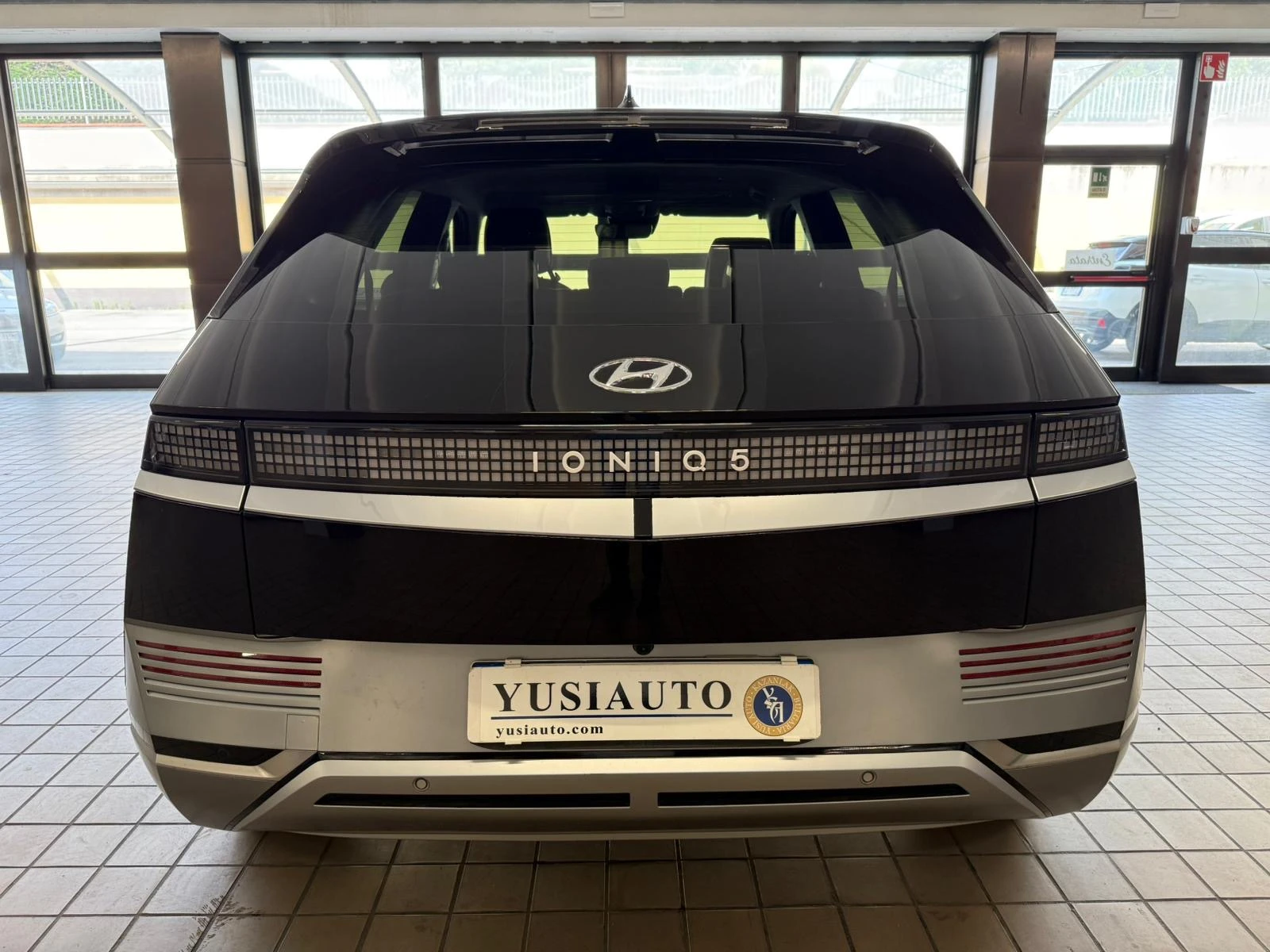 Hyundai Ioniq 5 ИТАЛИЯ Evolution, снимка 5 - Автомобили и джипове - 54607249