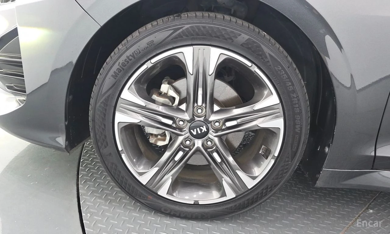 Kia K5 2.0* PRESTIGE* ПОДГРЕВ* ОБДУХВАНЕ* КАМЕРА* КЕЙЛЕС*, снимка 5 - Автомобили и джипове - 54870242