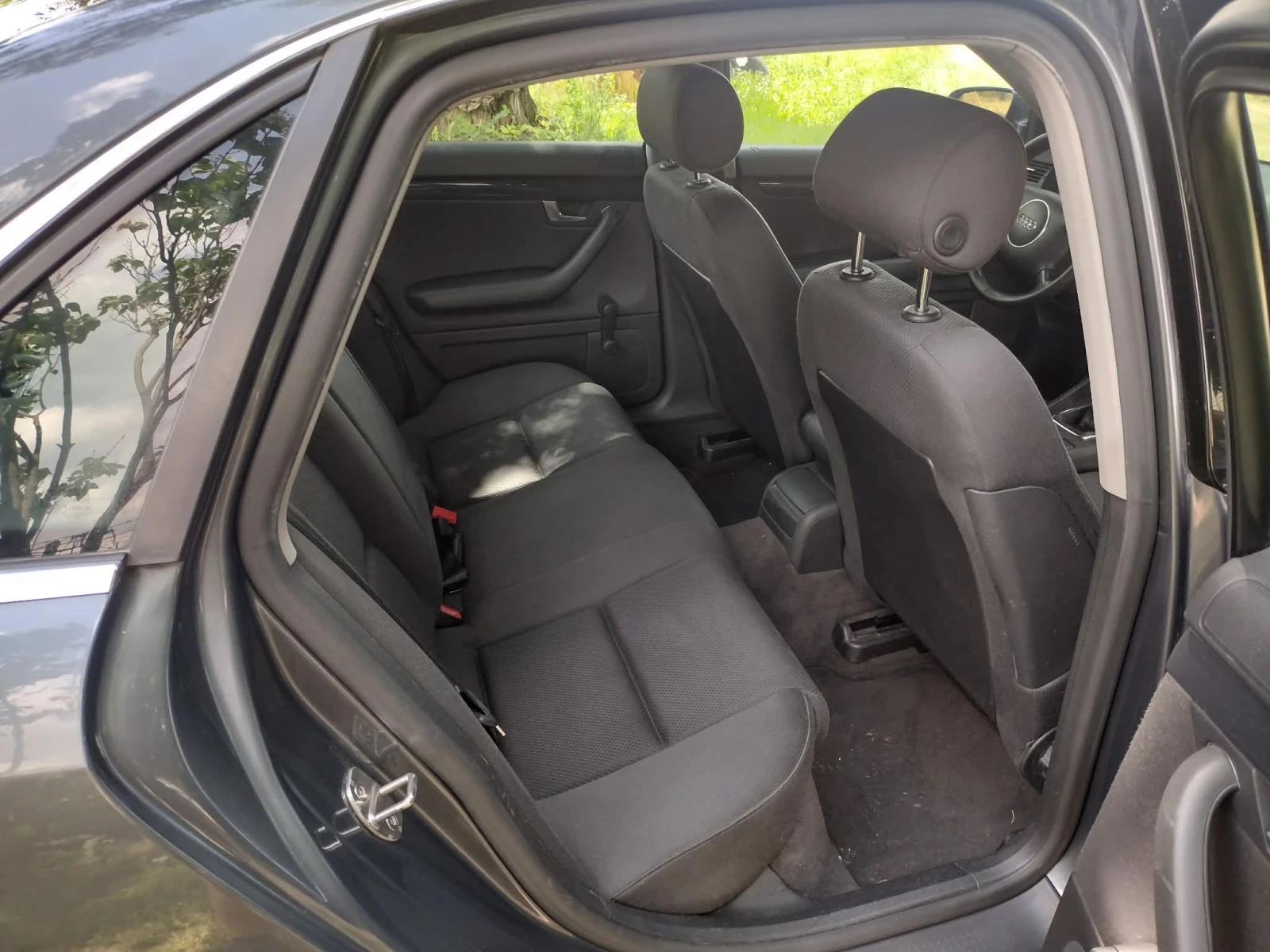 Audi A4 1.9TDI, снимка 7 - Автомобили и джипове - 55069374