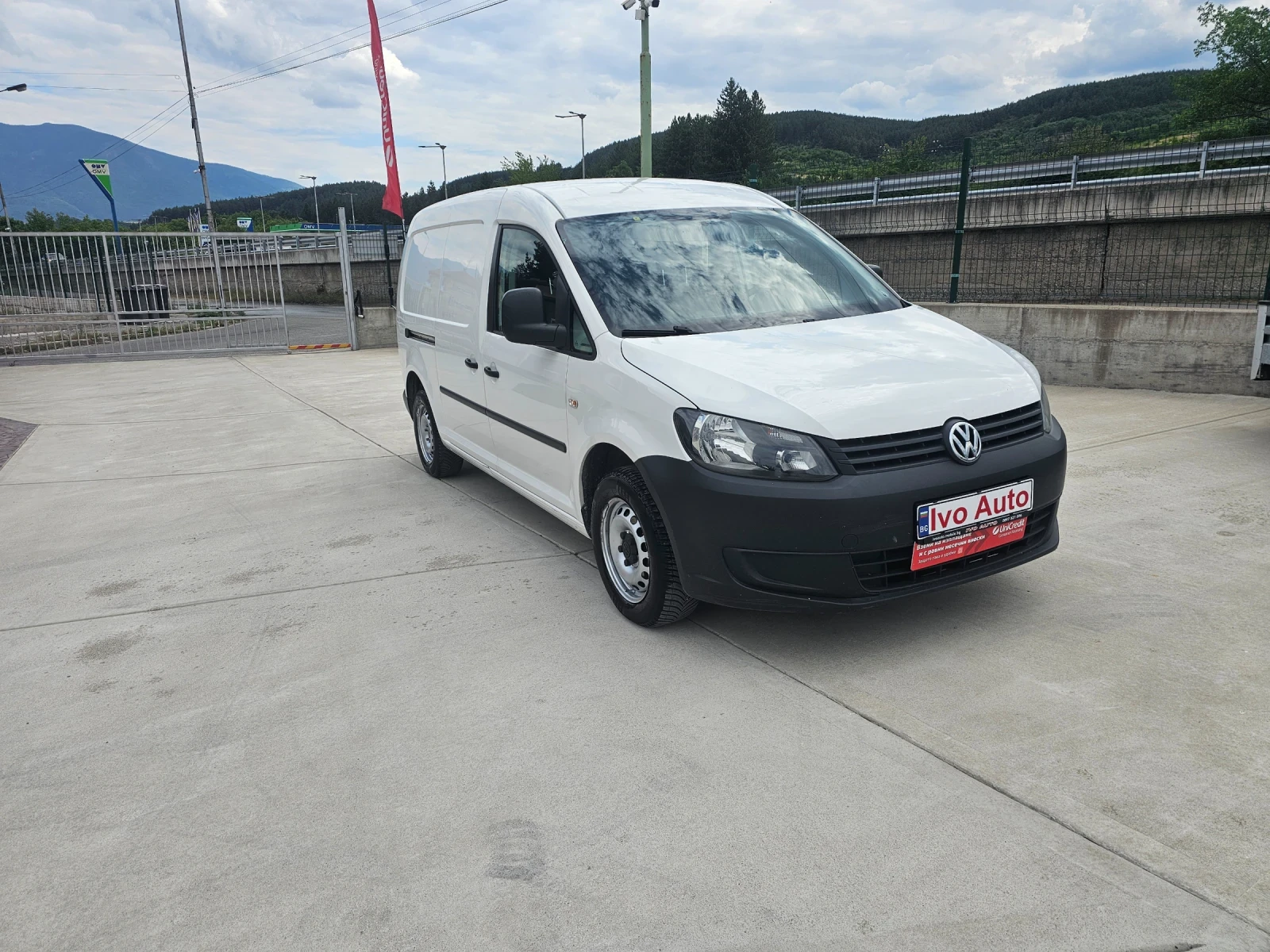 VW Caddy Maxi Bazza, снимка 3 - Автомобили и джипове - 55190314