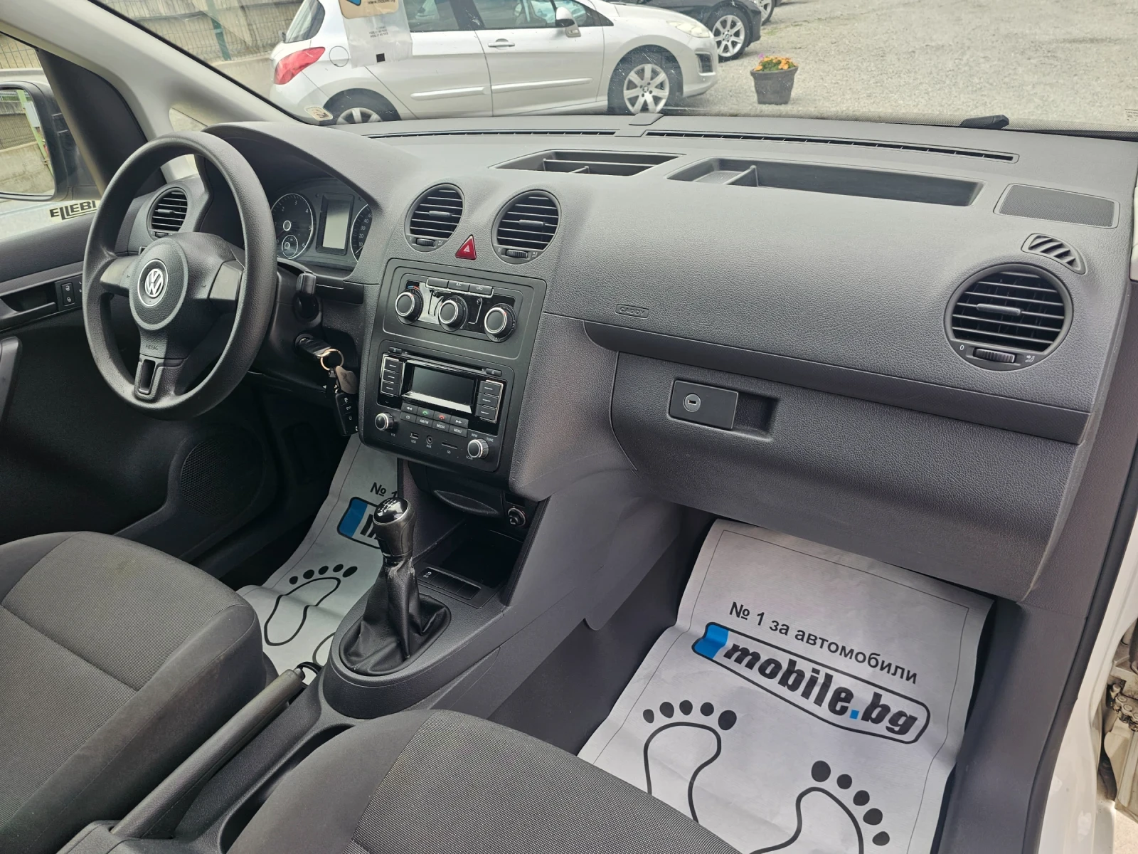 VW Caddy Maxi Bazza, снимка 13 - Автомобили и джипове - 55190314