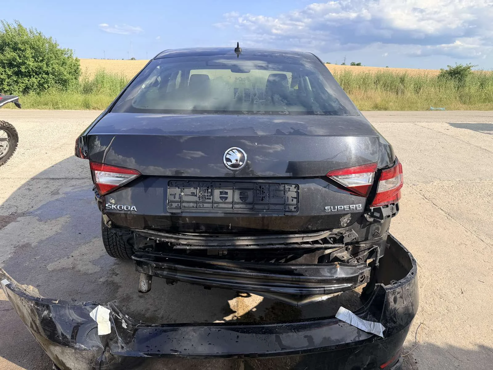 Skoda Superb 2.0 TDI, снимка 7 - Автомобили и джипове - 55195736
