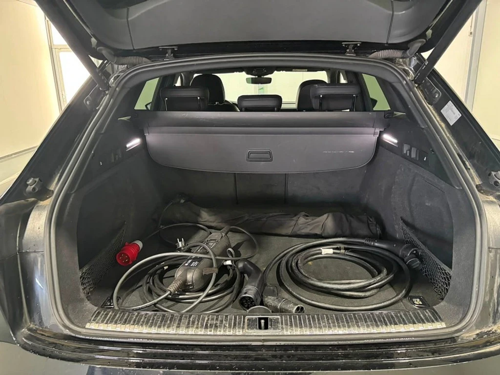 Audi E-Tron 55 S-LINE, снимка 7 - Автомобили и джипове - 55324657