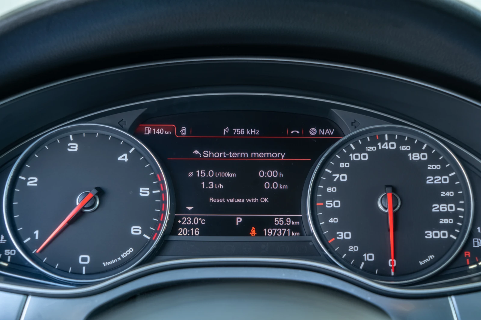 Audi A7 3.0TDI = QUATTRO = NIGHT VISION = ГАРАНЦИЯ = ЛИЗИН, снимка 11 - Автомобили и джипове - 55596365
