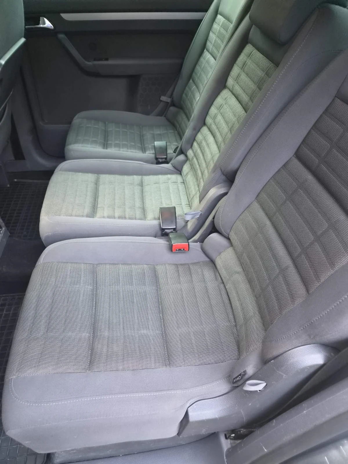 VW Touran 6 скорости, Navi, Lpg, снимка 10 - Автомобили и джипове - 55607826