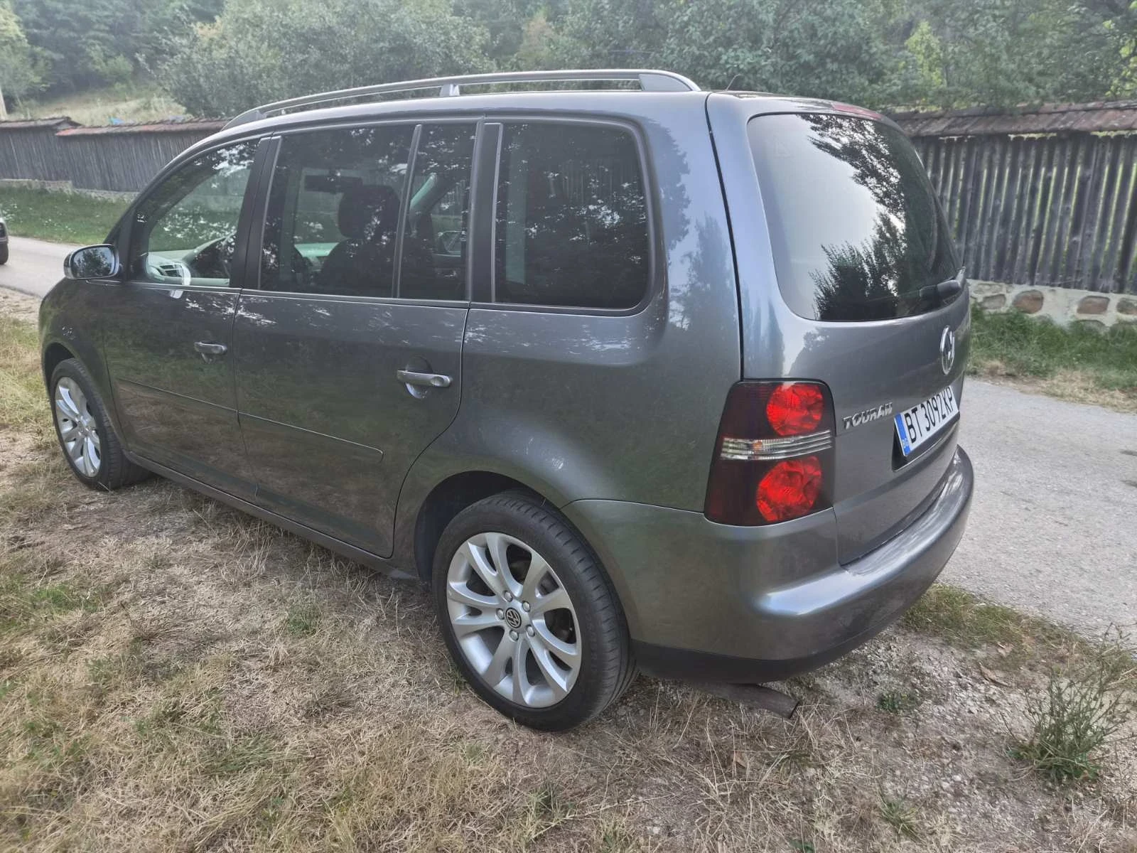 VW Touran 6 скорости, Navi, Lpg, снимка 5 - Автомобили и джипове - 55607826