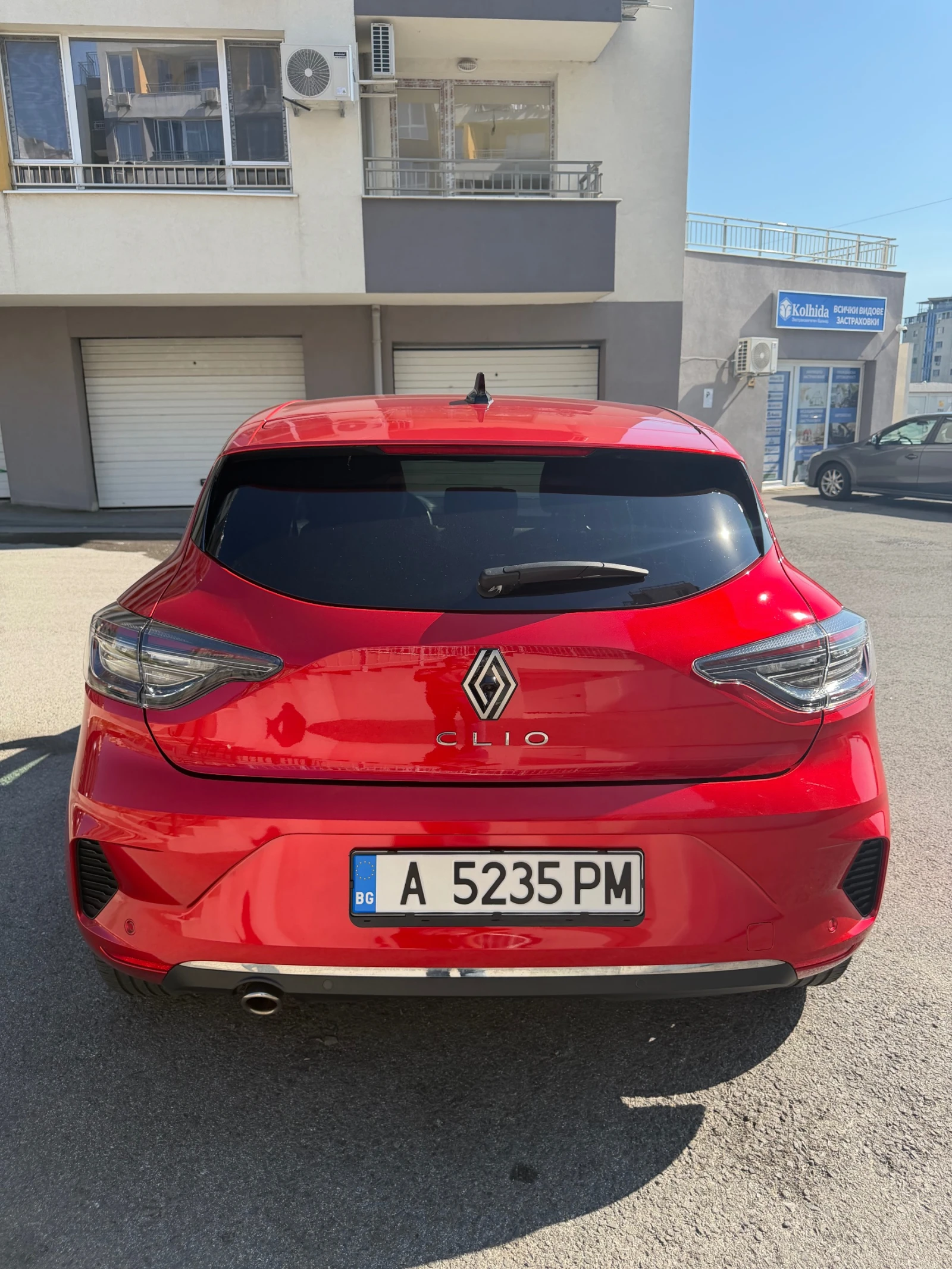 Renault Clio 1.0, снимка 5 - Автомобили и джипове - 56162739