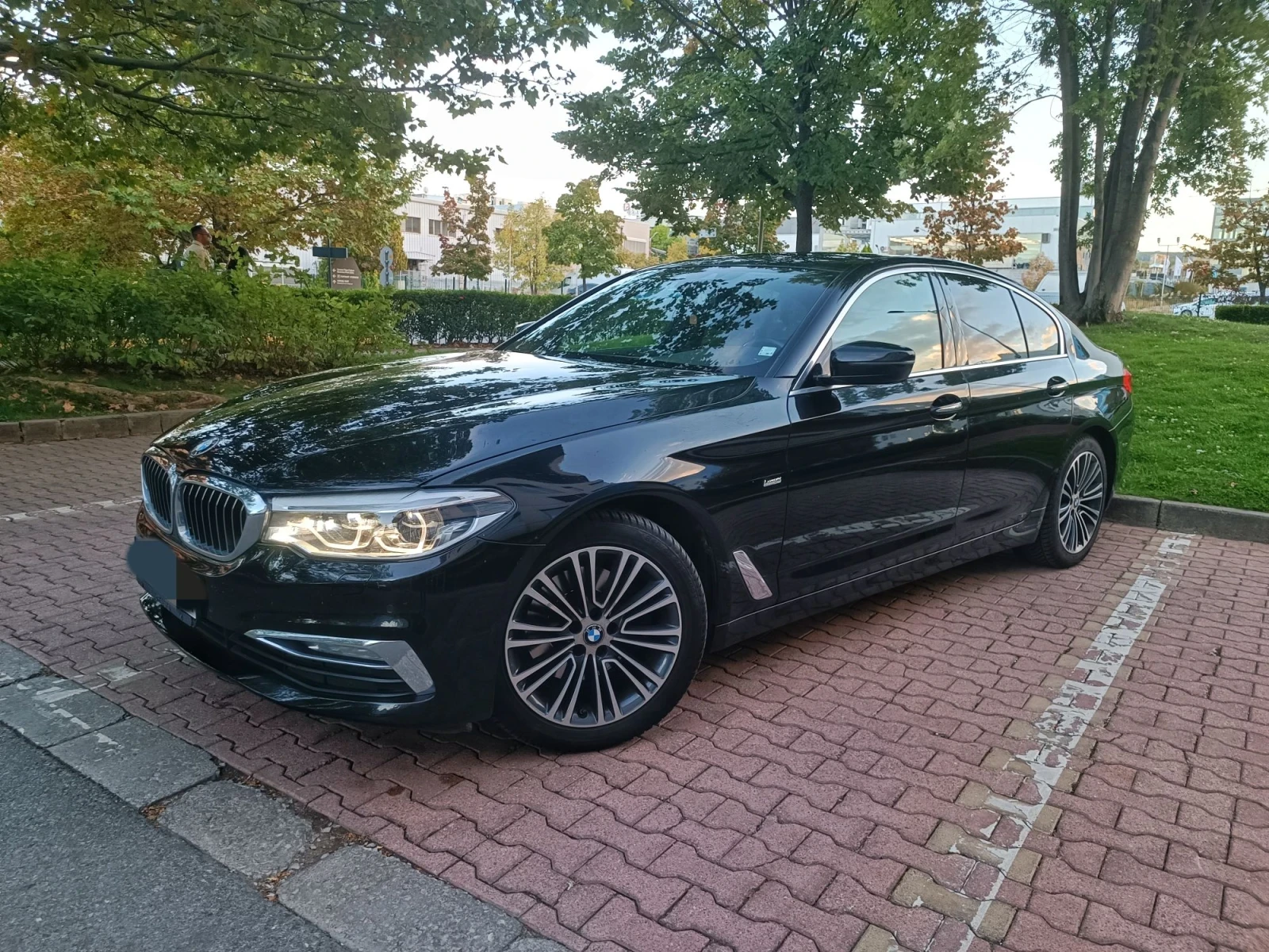 BMW 520 G30 xDrive, 119000, купуван от Ауто Бавария