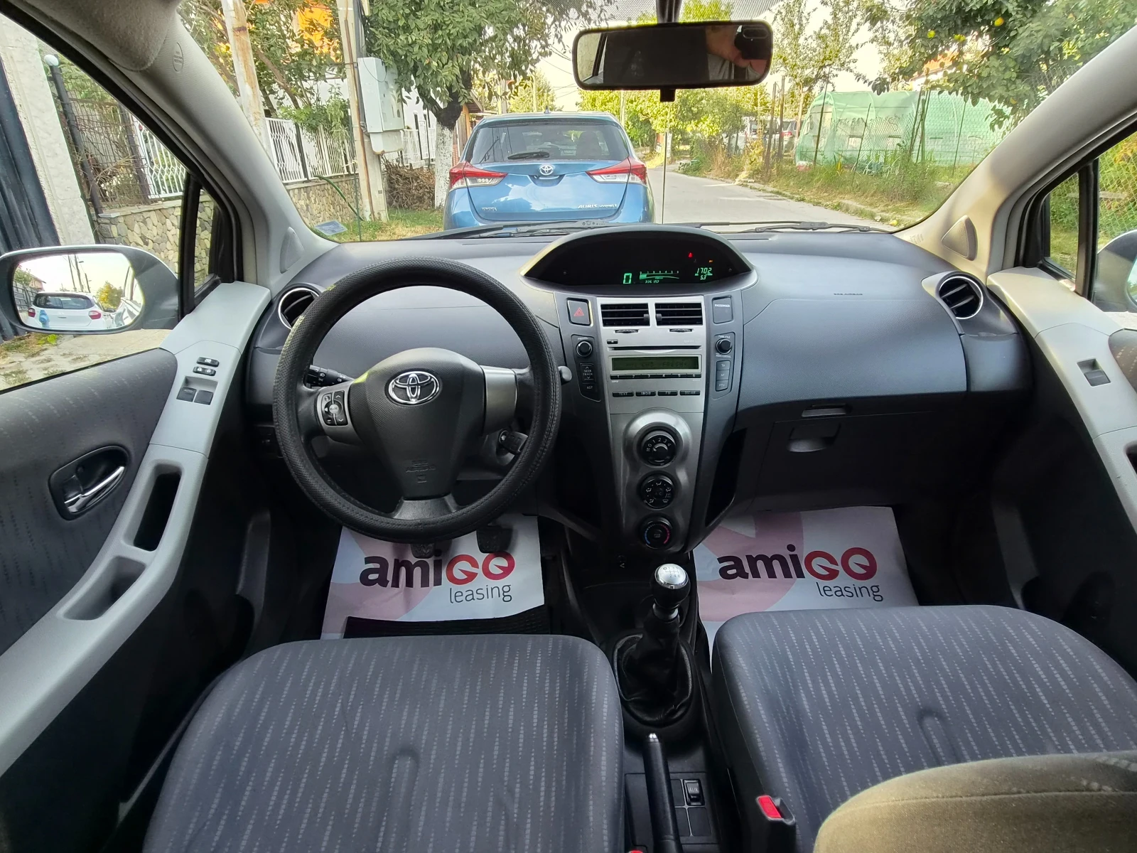 Toyota Yaris 1.4D4D, снимка 12 - Автомобили и джипове - 56395923