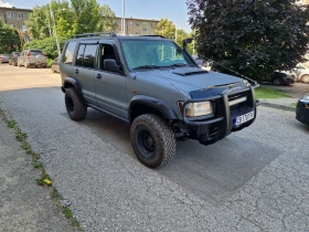 Isuzu Trooper 3.0дизел, 159к.с, 7места, ръчка, снимка 2