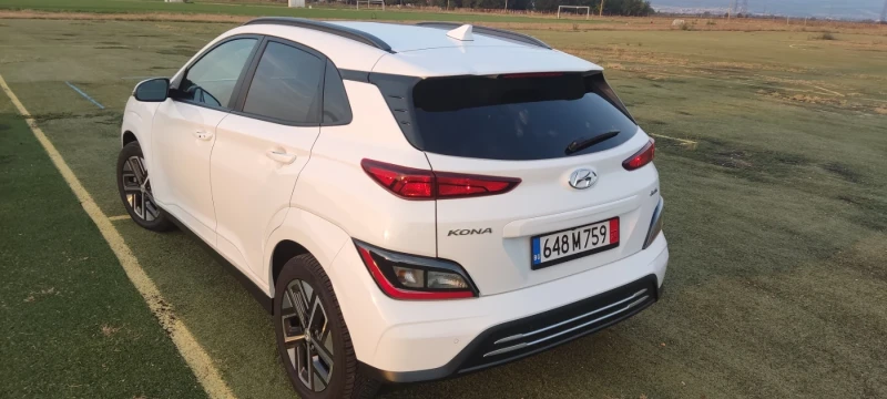 Hyundai Kona 64 kWh, снимка 6 - Автомобили и джипове - 47011031