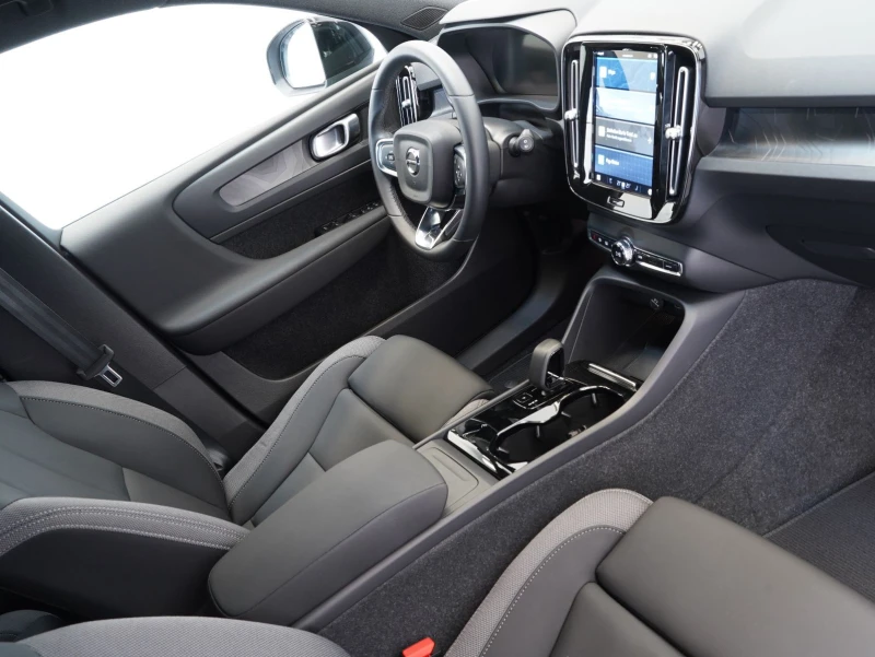 Volvo XC40 Core/408hp/RECHARGE/PURE/ELECTRIC/NAVI/270vpr, снимка 9 - Автомобили и джипове - 49922309