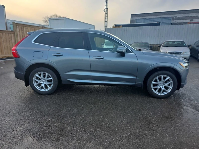 Volvo XC60 * Momentum * CARFAX * БЕЗ ПЪРВОНАЧАЛНА ВНОСКА, снимка 3 - Автомобили и джипове - 53079179