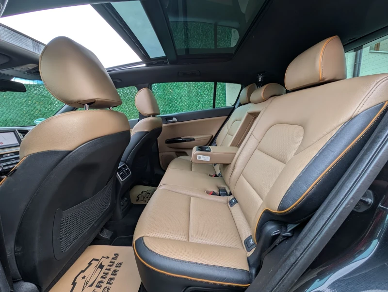 Kia Sportage 2.0CRDI 4x4* Platinum* Дистроник* Обдухване* JBL, снимка 10 - Автомобили и джипове - 53384034