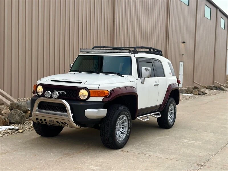 Toyota Fj cruiser, снимка 4 - Автомобили и джипове - 48731540