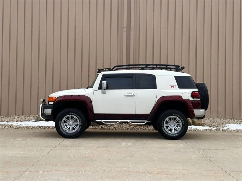 Toyota Fj cruiser, снимка 6 - Автомобили и джипове - 48731540