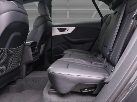 Audi Q8 50 TDI Quattro = S-line = Гаранция - изображение 10