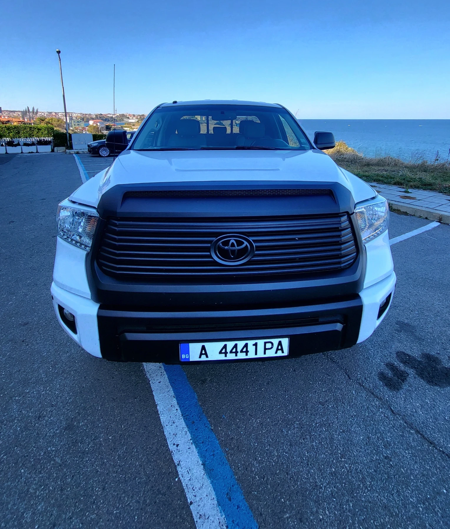 Toyota Tundra 5.7 LIMITED - изображение 2