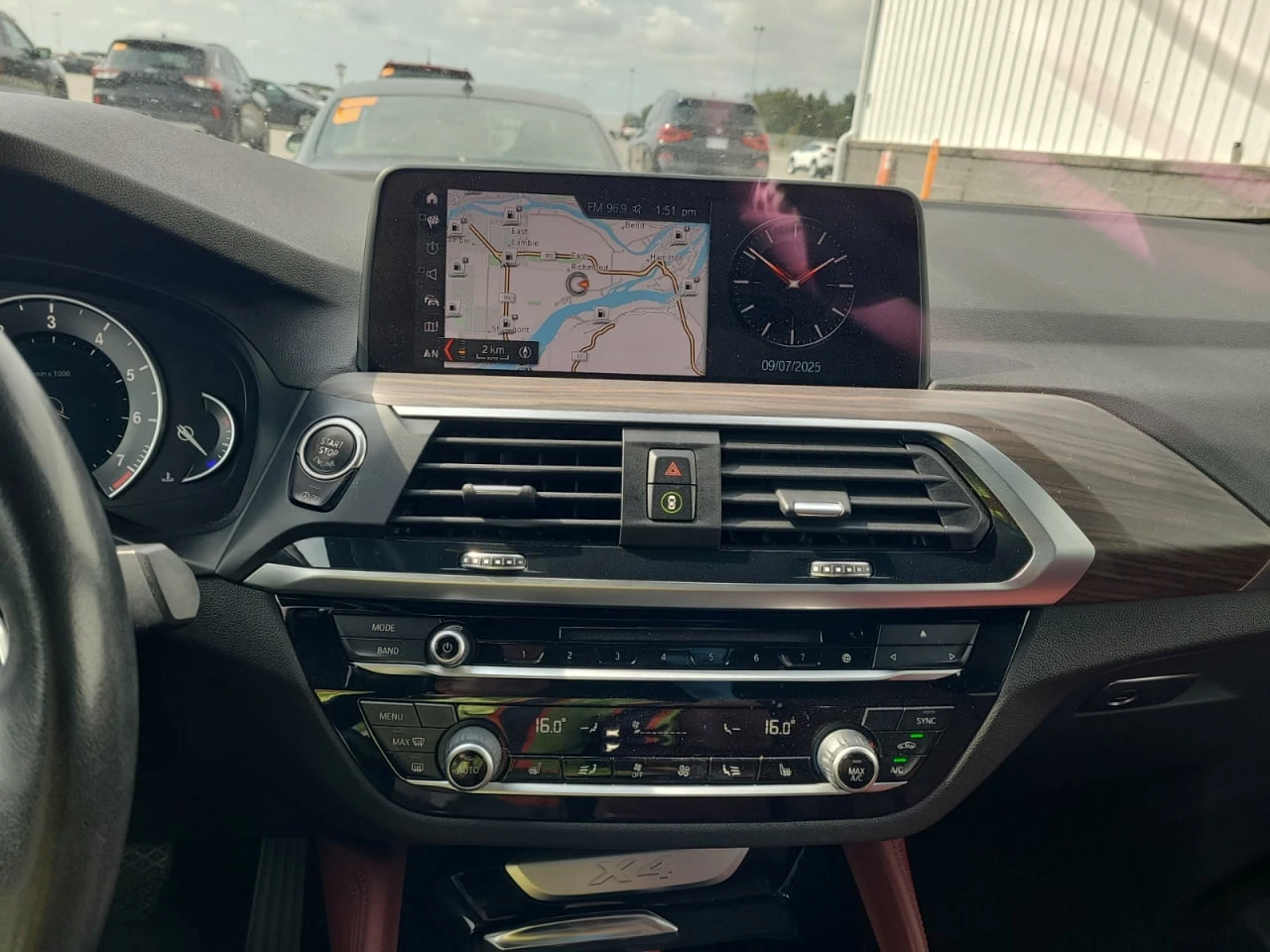 BMW X4 * CARFAX * АВТО КРЕДИТ * ЦЕНА ДО БГ! - изображение 8