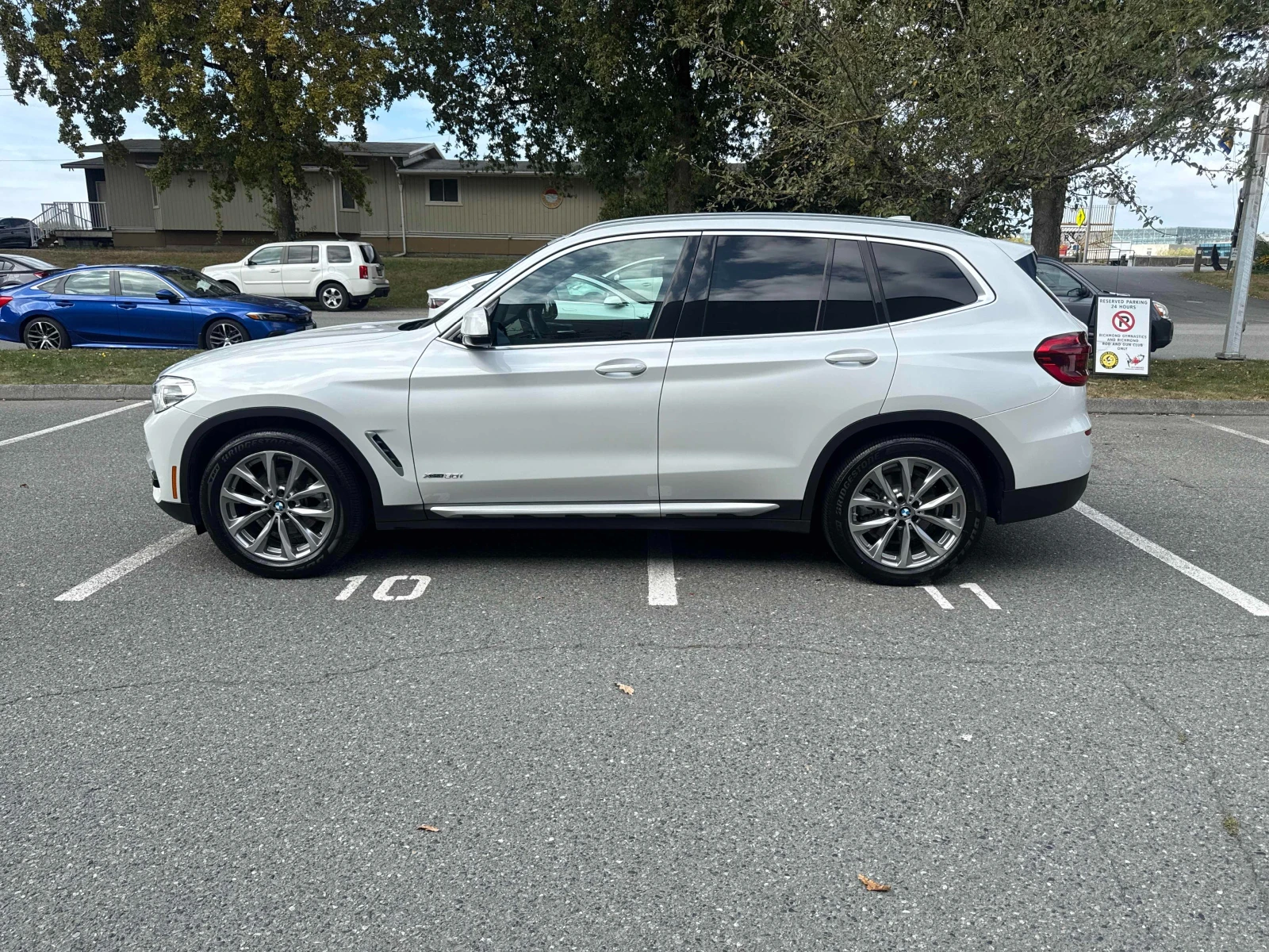 BMW X3 xDrive* CARFAX* БЕЗ ПЪРВОНАЧАЛНА*  - изображение 3