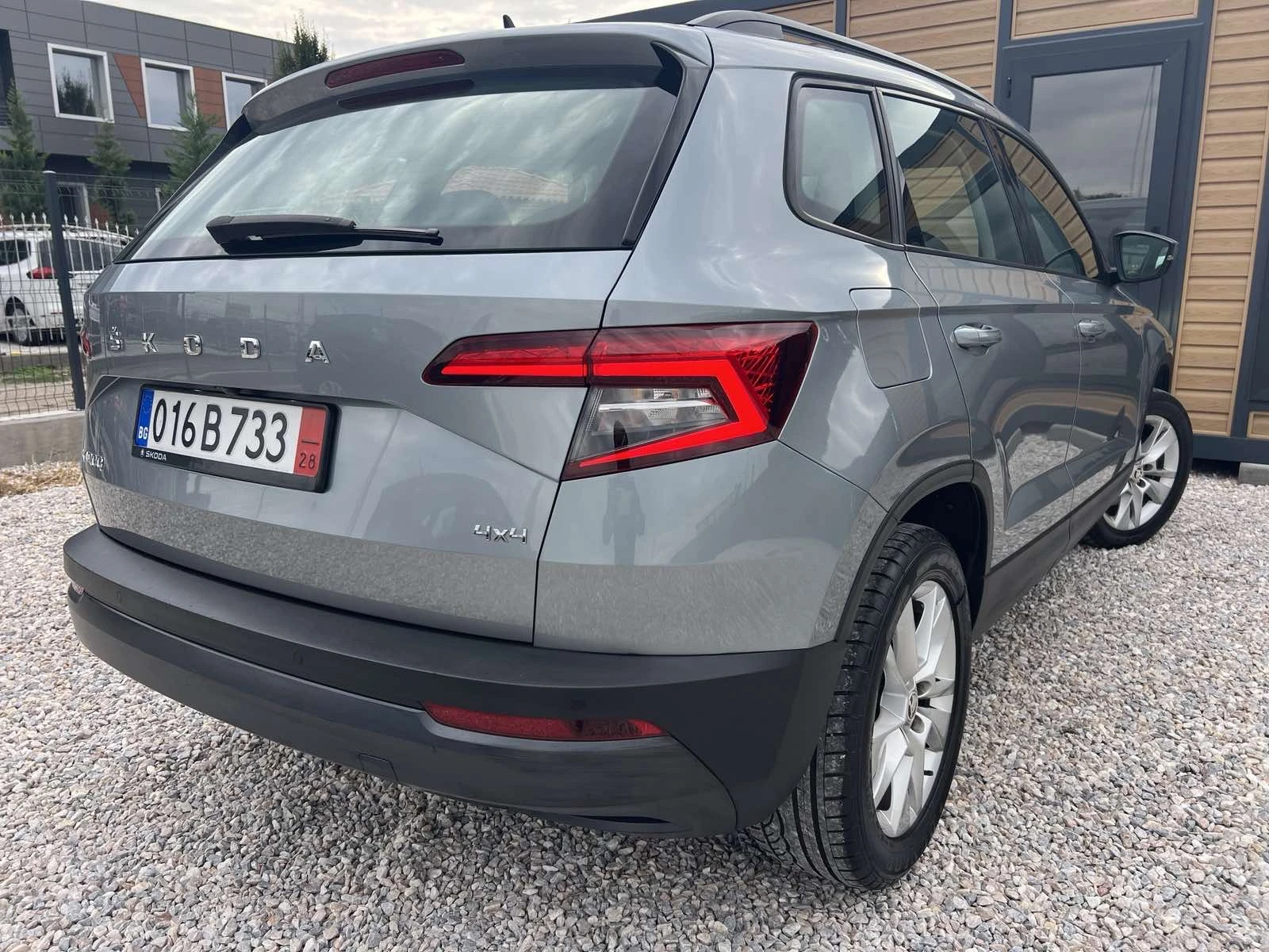 Skoda Karoq 2.0 TDI  4X4  Executive 150HP - изображение 5