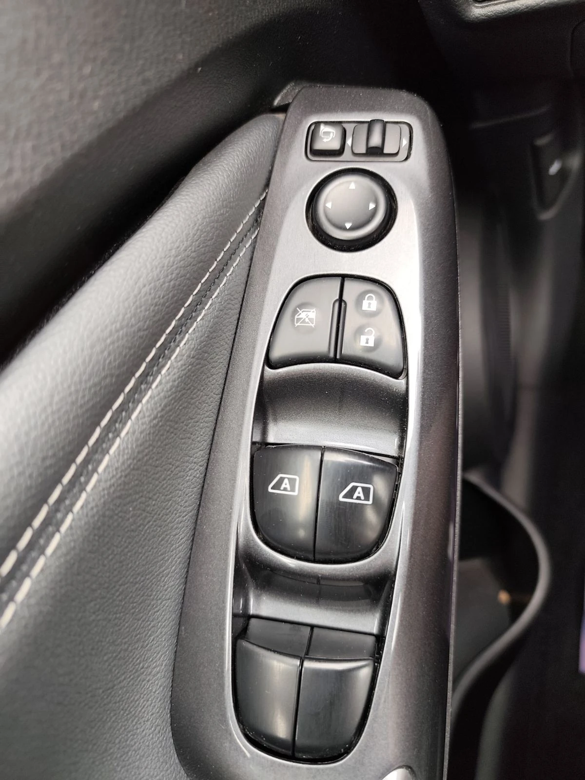 Nissan Juke BOSE EDITION NAVI PODGREV KOJA FULL, снимка 12 - Автомобили и джипове - 52321254