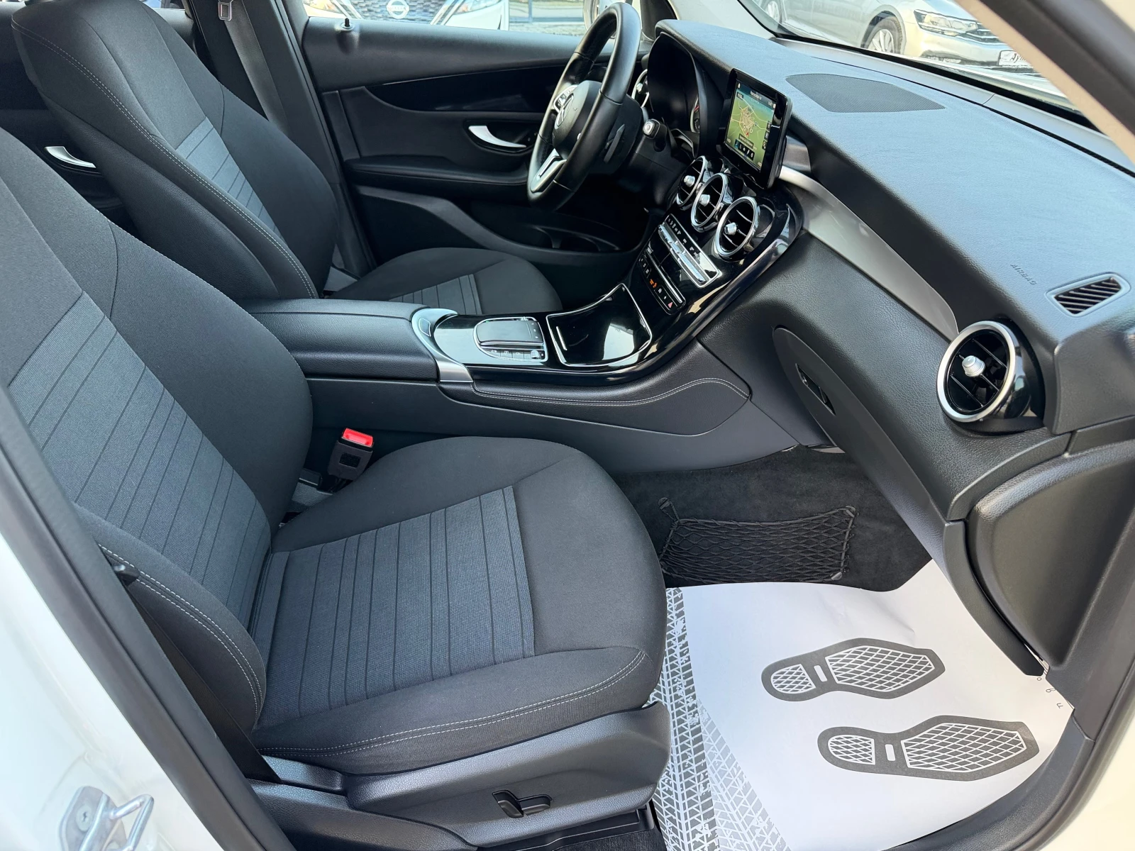 Mercedes-Benz GLC 2.0 AVTOMAT 4MATIK KAMERA - изображение 8