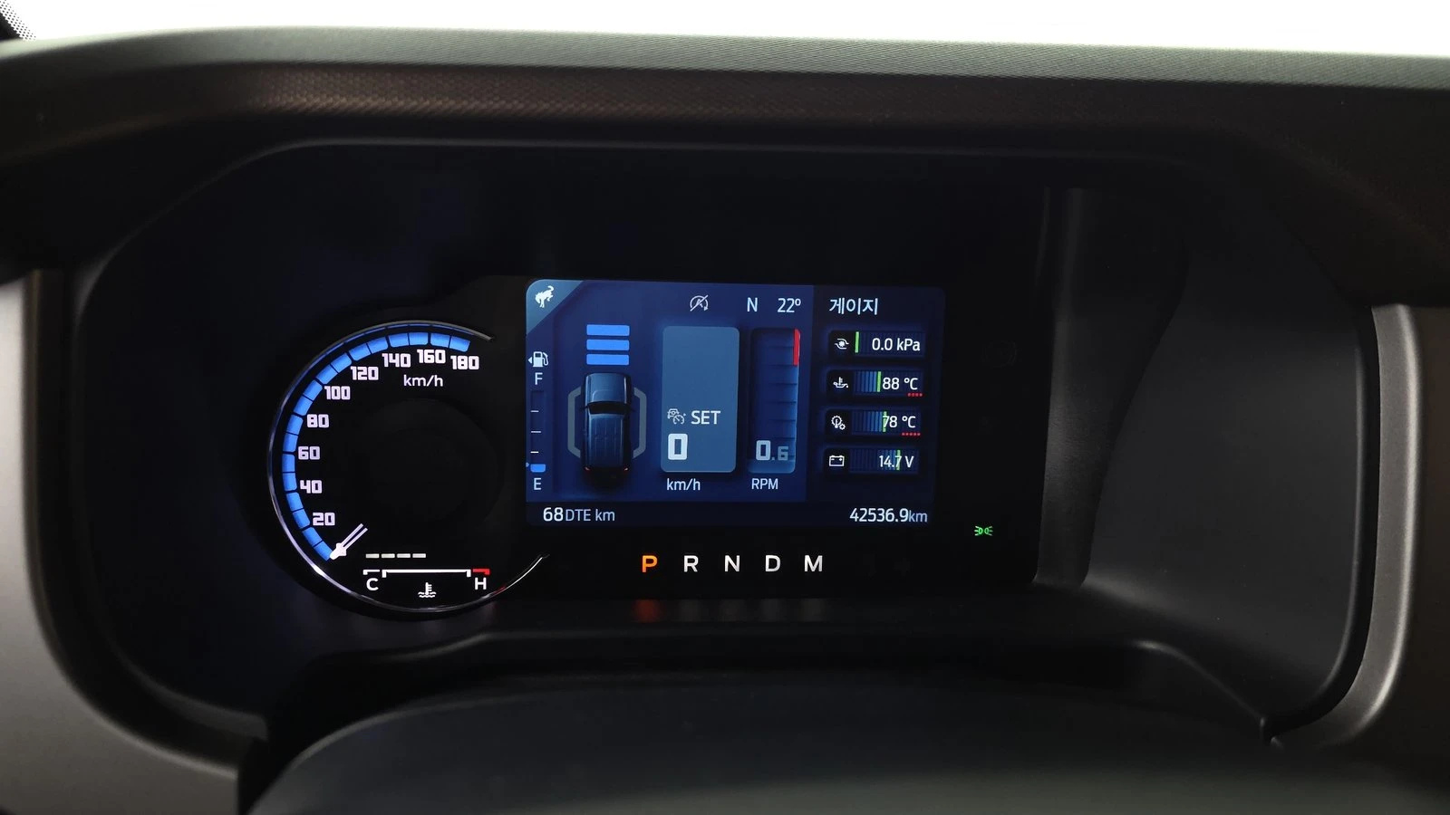 Ford Bronco 2.7* 360* KEYLESS* ПОДГРЕВ ВОЛАН* КРАЙНА ЦЕНА, снимка 8 - Автомобили и джипове - 55324840