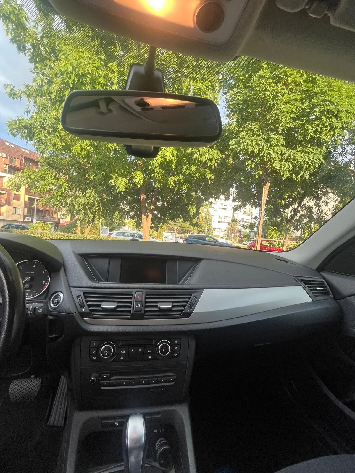 BMW X1, снимка 10 - Автомобили и джипове - 55847442