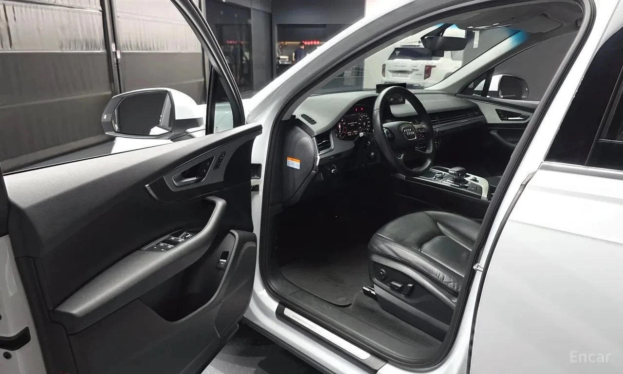 Audi Q7 45 TFSI Quattro/ПОДГРЕВ/ПАНОРАМА/, снимка 10 - Автомобили и джипове - 56081126