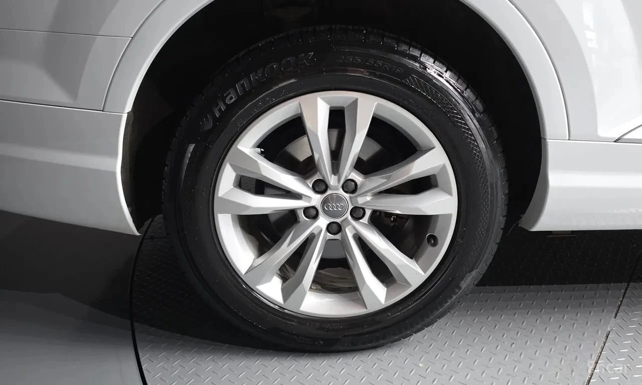 Audi Q7 45 TFSI Quattro/ПОДГРЕВ/ПАНОРАМА/, снимка 5 - Автомобили и джипове - 56081126