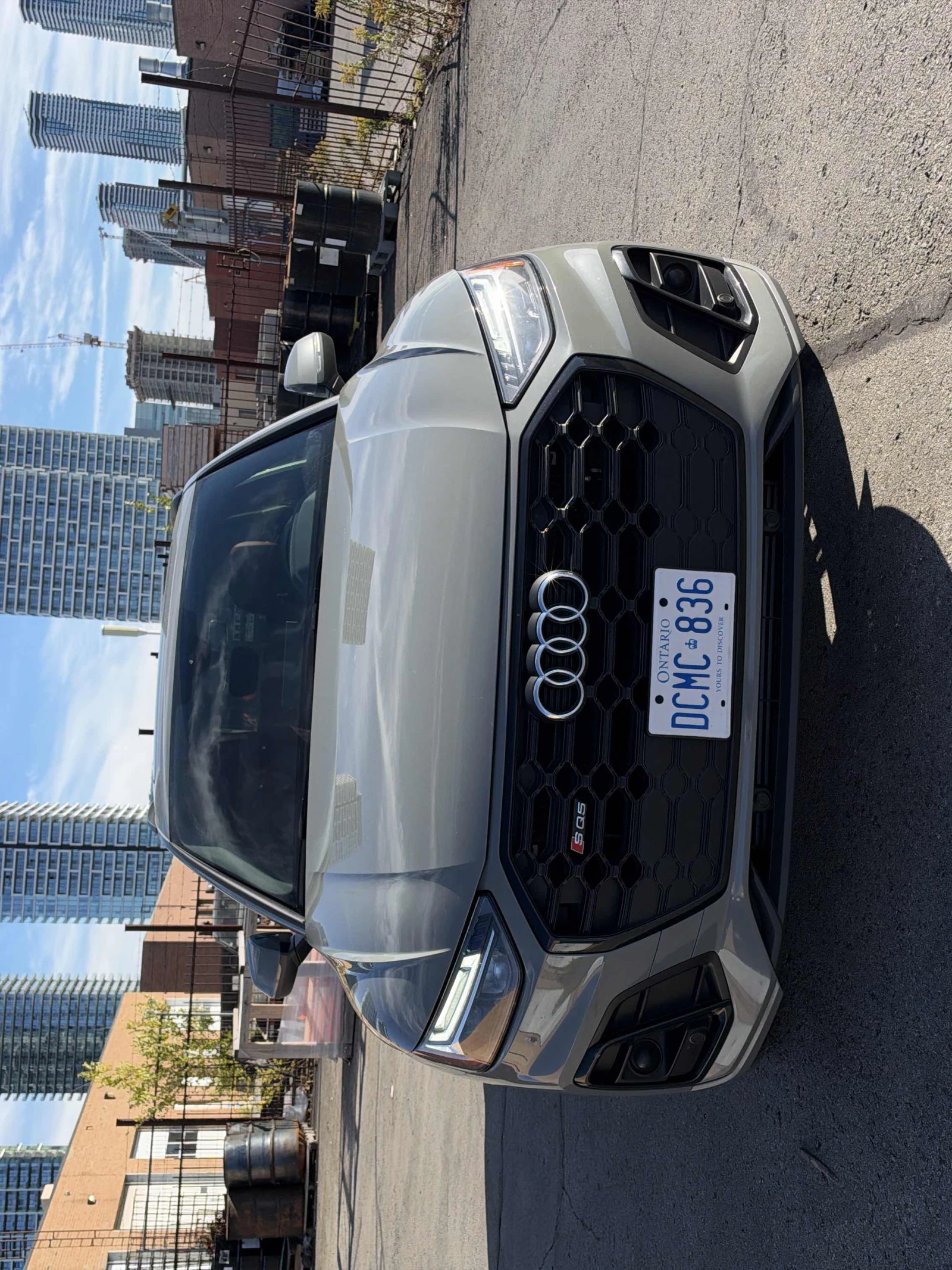 Audi SQ5 Progressiv, снимка 5 - Автомобили и джипове - 56314192