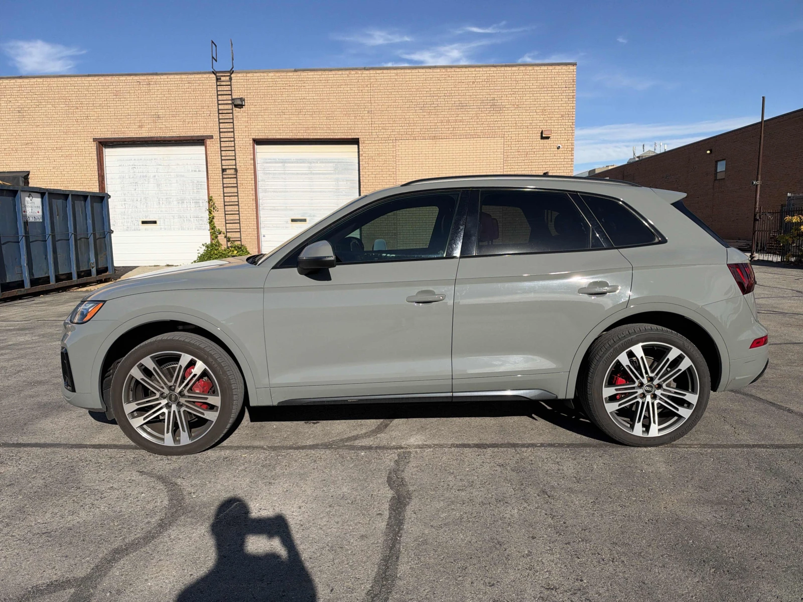 Audi SQ5 Progressiv, снимка 2 - Автомобили и джипове - 56314192