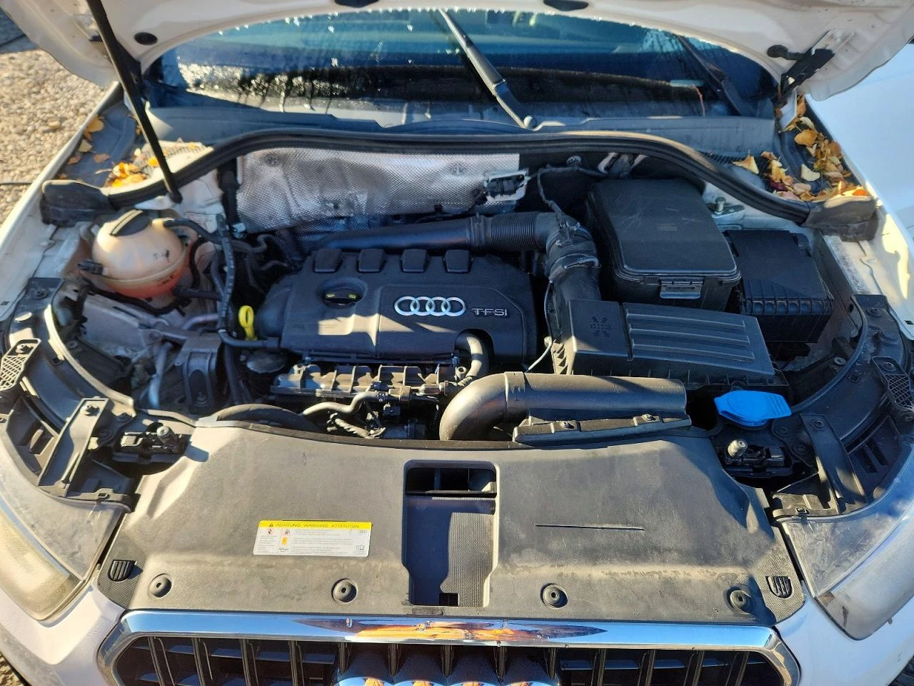 Audi Q3 2.0l Prestige, снимка 11 - Автомобили и джипове - 56570441