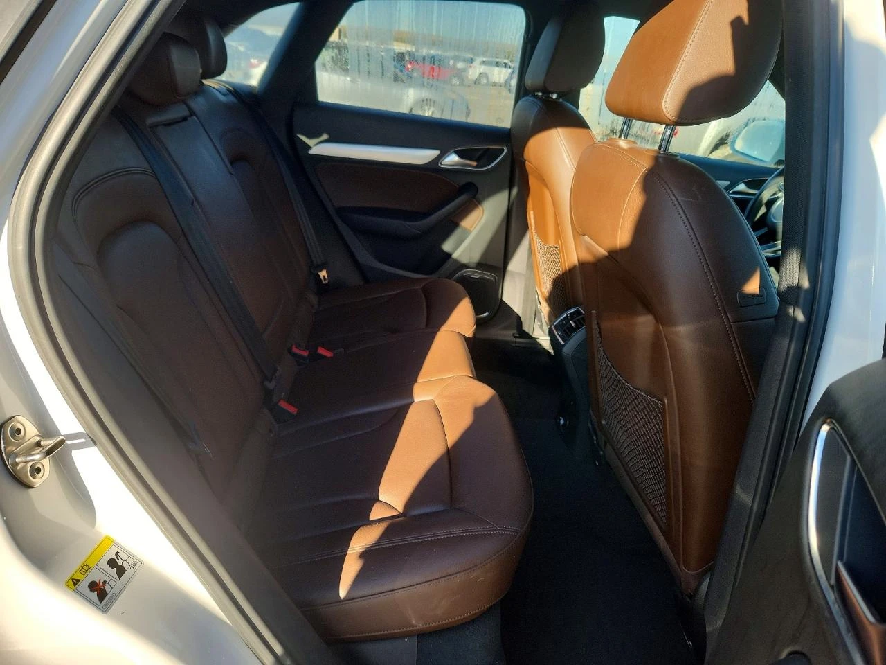 Audi Q3 2.0l Prestige, снимка 10 - Автомобили и джипове - 56570441