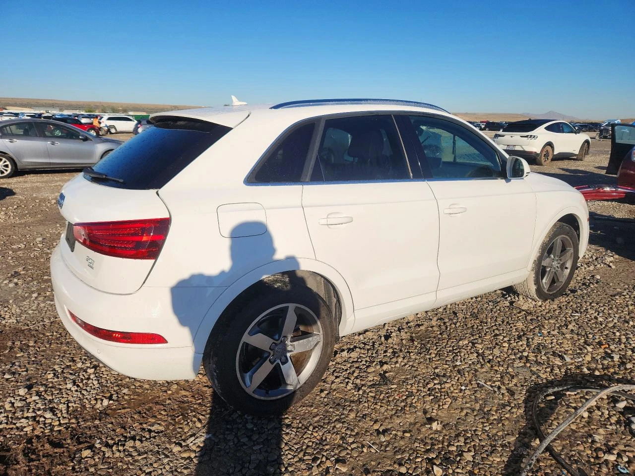 Audi Q3 2.0l Prestige, снимка 3 - Автомобили и джипове - 56570441