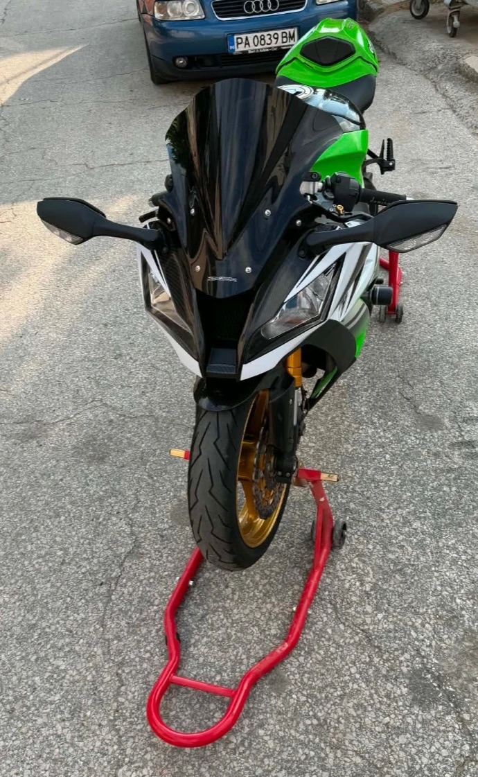 Kawasaki Zxr ZX 10 R