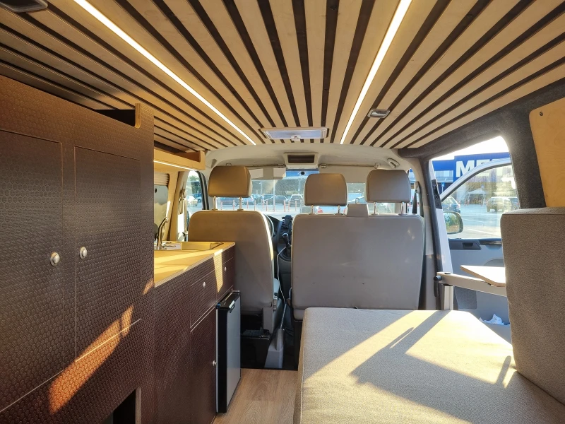 Кемпер VW Transporter, снимка 11 - Каравани и кемпери - 52338589