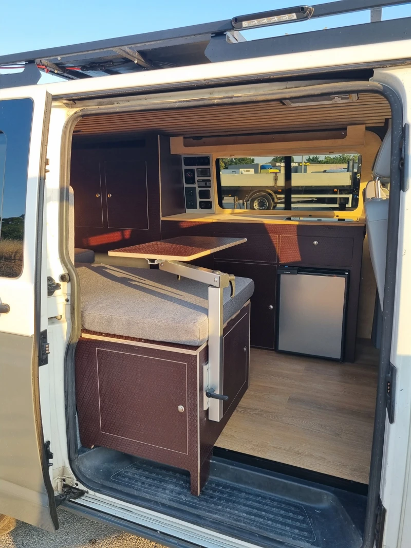 Кемпер VW Transporter, снимка 6 - Каравани и кемпери - 52338589