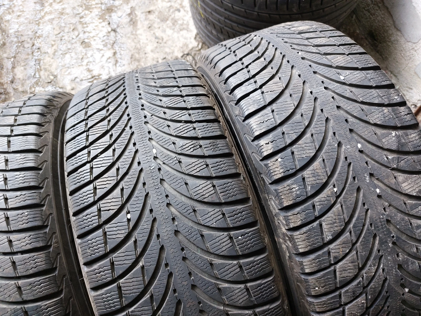 ���� 235/55R18 | Mobile.bg � ����������� 3