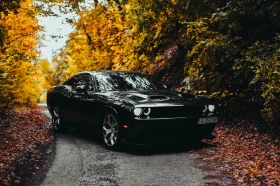 Обява за продажба на Dodge Challenger 5.7 Hemi / RT ~56 400 лв. - изображение 1 | Auto.bg Обява за продажба на Dodge Challenger 5.7 Hemi / RT ~56 400 лв. - изображение 1
