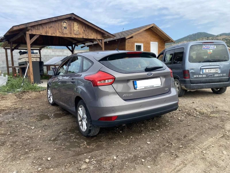 Ford Focus, снимка 8 - Автомобили и джипове - 46788632