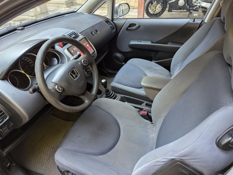 Honda Jazz 1.2, снимка 16 - Автомобили и джипове - 47357405